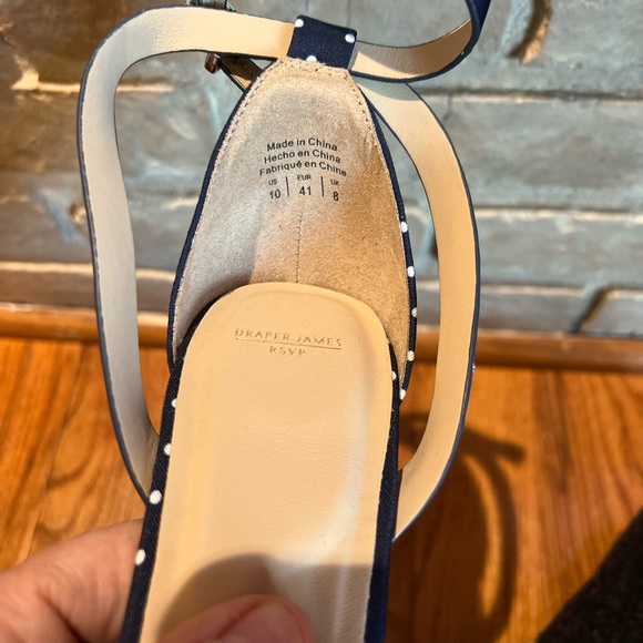 Draper James RSVP Averie, open toe heels/sandals, 3.75" heel, navy&white new - Picture 9 of 11
